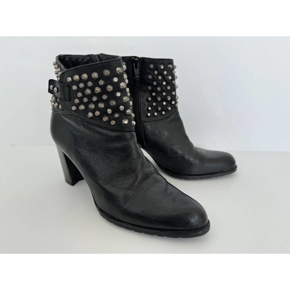 Stuart Weitzman Studded Leather Ankle Moto Boots 3” Block Heel Black Size 9